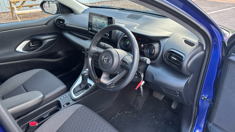 Toyota Yaris 1.5 Hybrid Design 5dr CVT Hybrid Hatchback